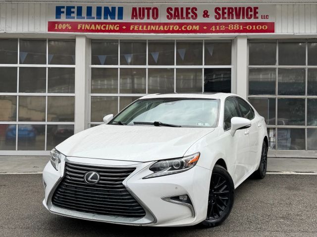 2018 LEXUS ES