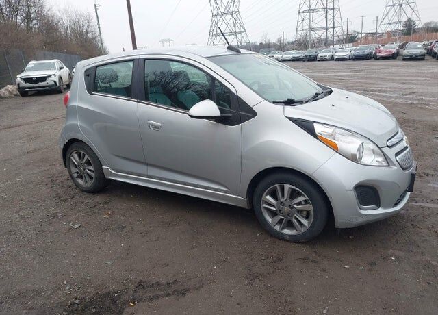 2016 CHEVROLET Spark