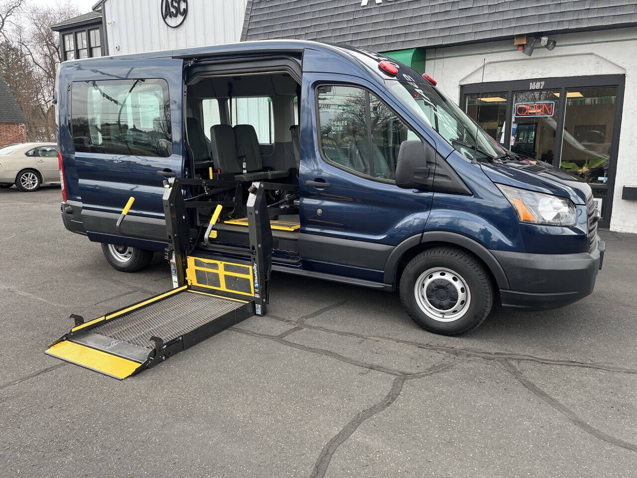 2017 FORD Transit