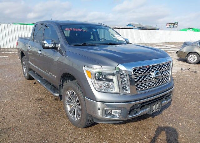 2019 NISSAN Titan