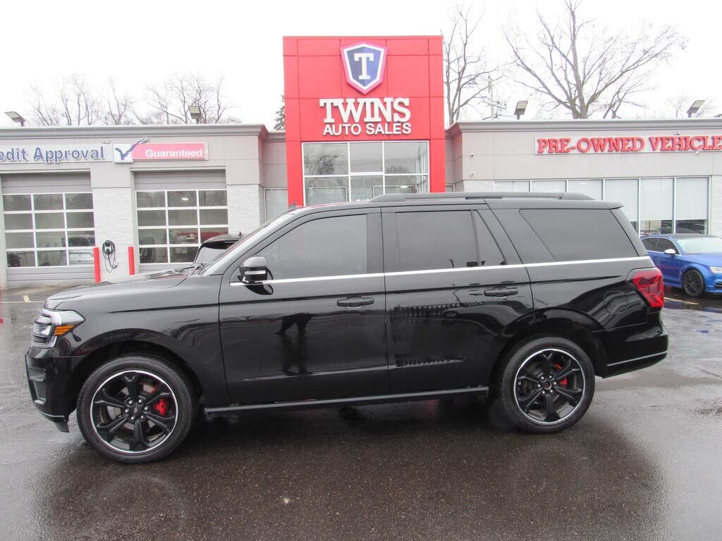 2022 FORD Expedition