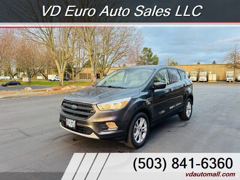 2017 FORD Escape
