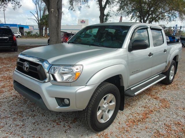 2013 TOYOTA Tacoma
