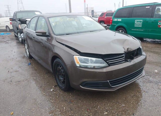 2013 VOLKSWAGEN Jetta