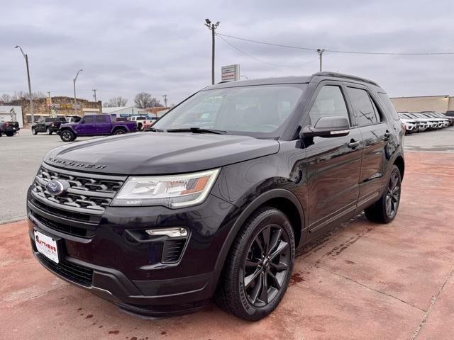 2019 FORD Explorer