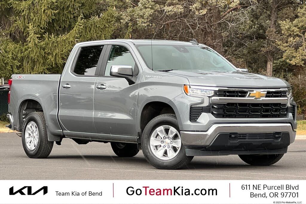 2025 CHEVROLET Silverado