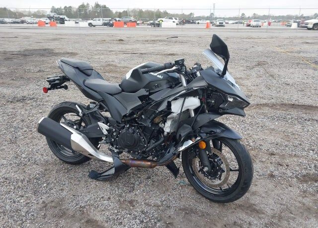 2026 KAWASAKI Ninja
