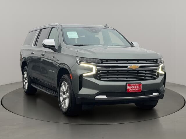 2023 CHEVROLET Suburban