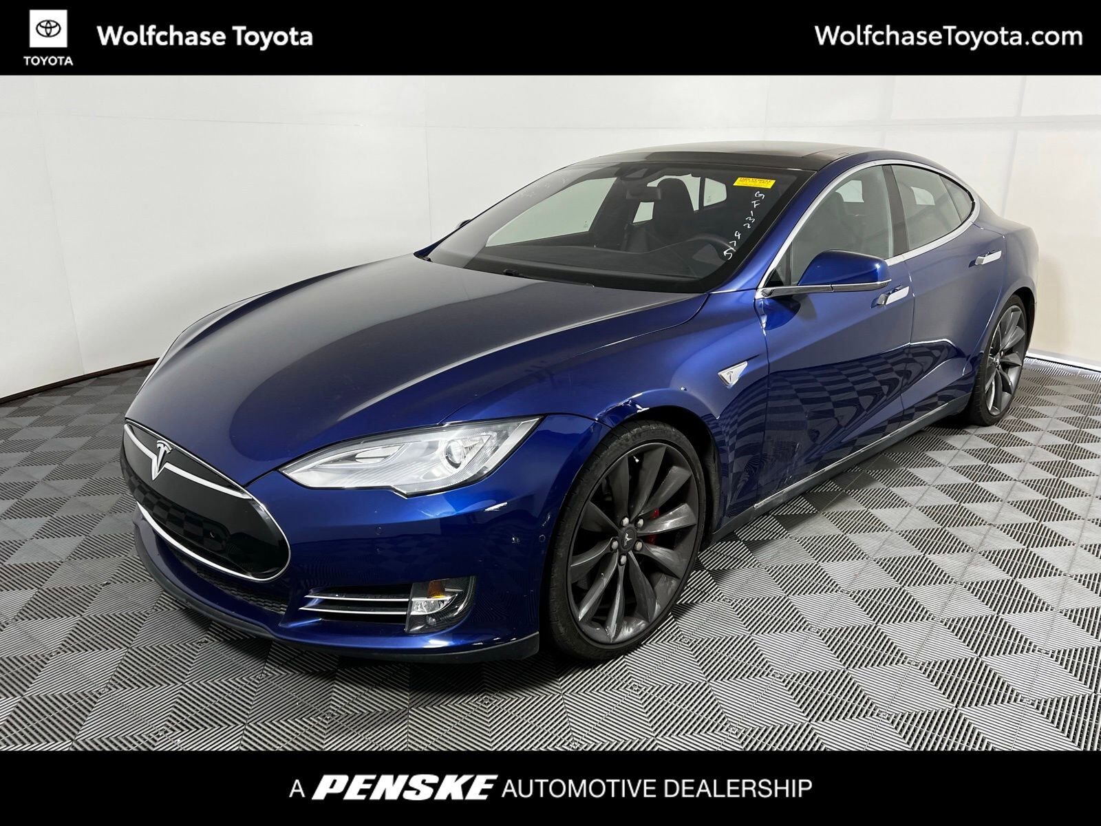 2016 TESLA Model S