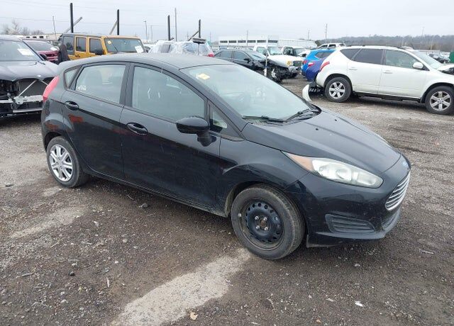 2017 FORD Fiesta
