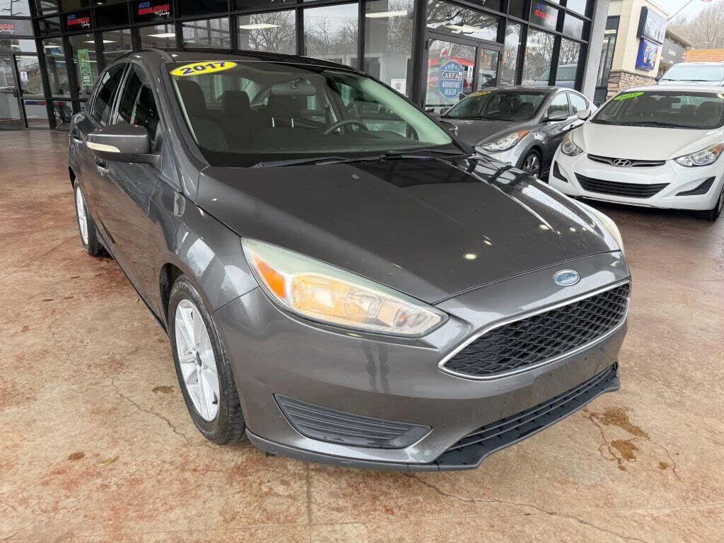 2017 FORD Focus