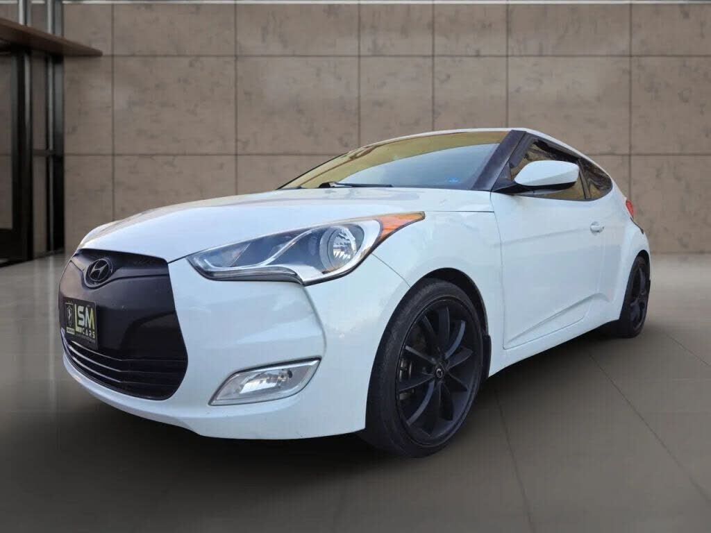 2013 HYUNDAI Veloster