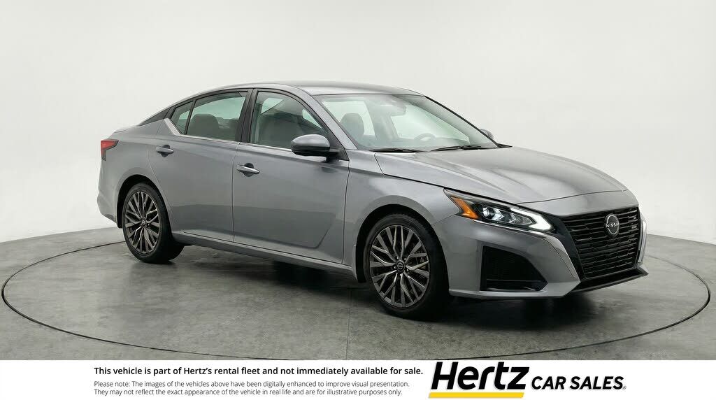 2025 NISSAN Altima
