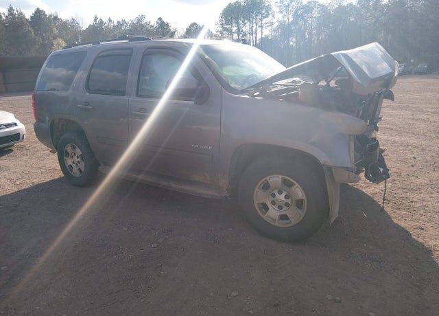 2011 CHEVROLET Tahoe
