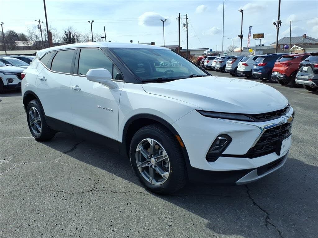 2025 CHEVROLET Blazer