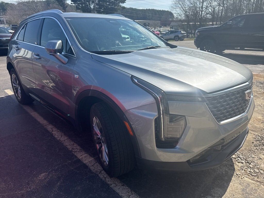 2025 CADILLAC XT4