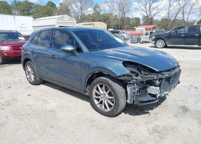 2019 PORSCHE Cayenne