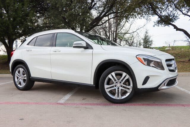 2017 MERCEDES-BENZ GLA-Class