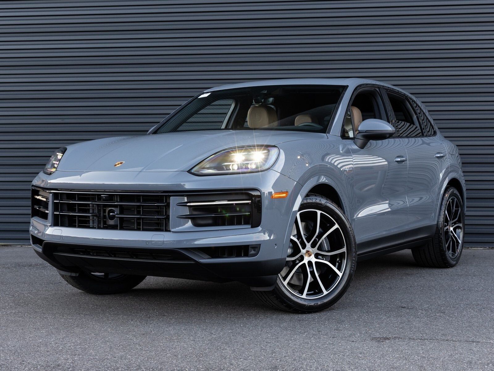 2026 PORSCHE Cayenne