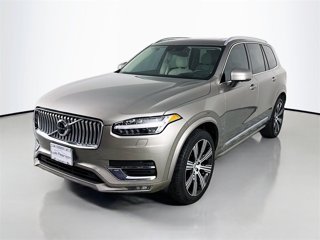 2021 VOLVO XC90