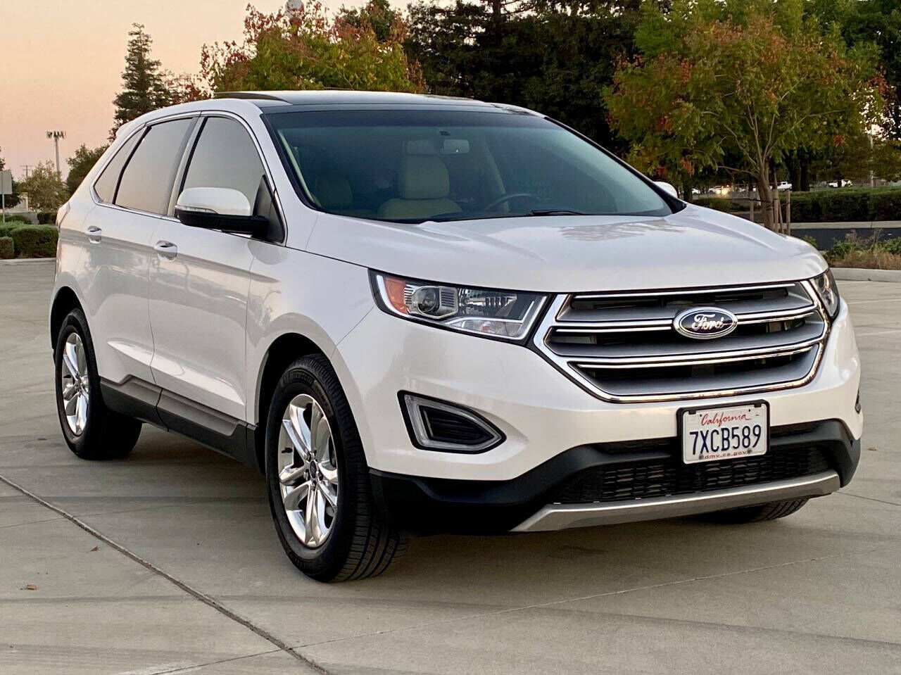 2017 FORD Edge