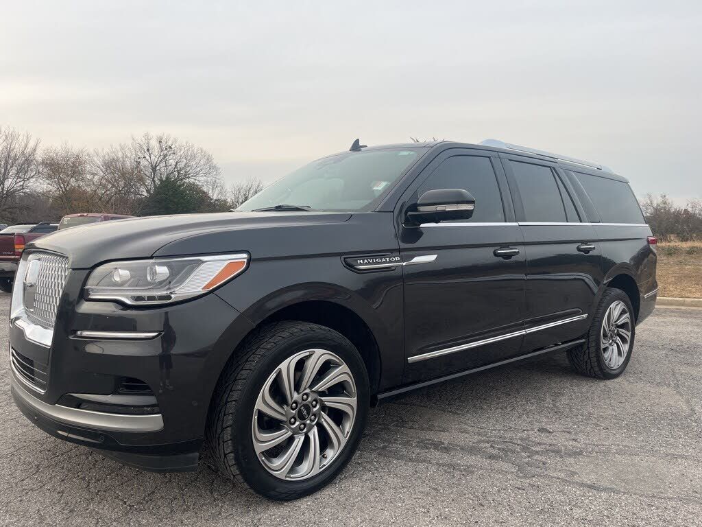 2024 LINCOLN Navigator L