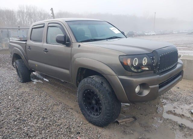 2010 TOYOTA Tacoma