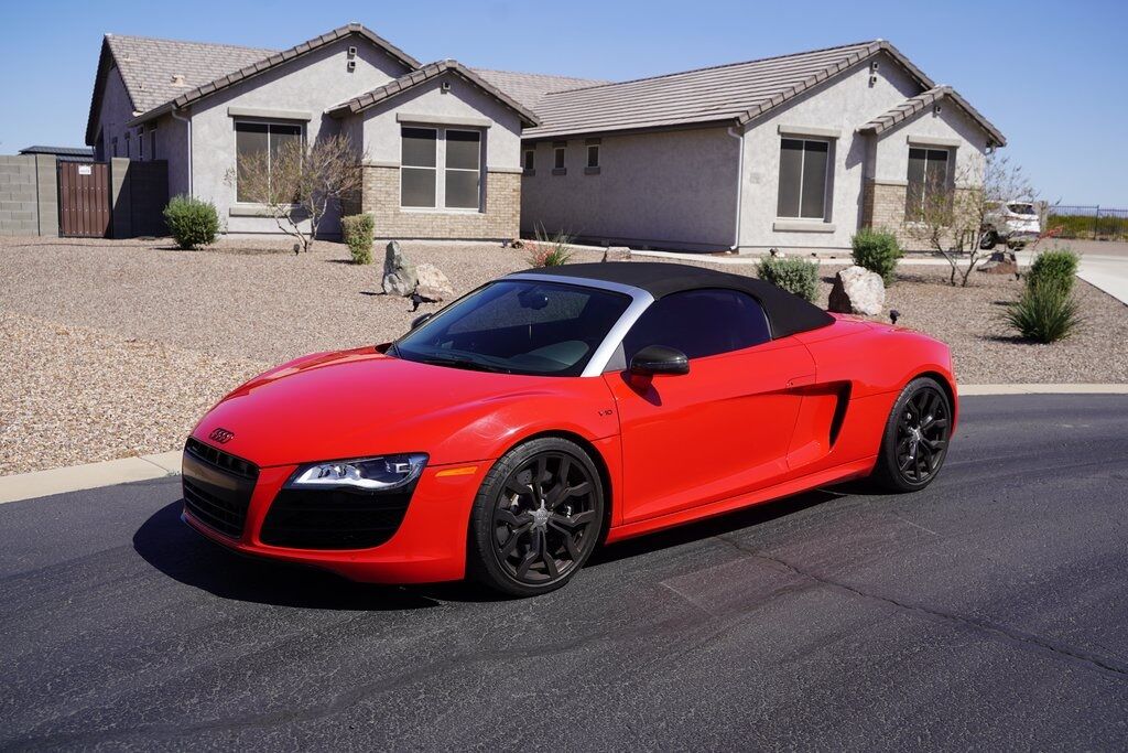 2011 AUDI R8