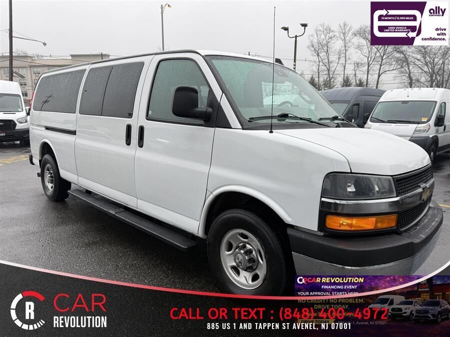 2019 CHEVROLET Express