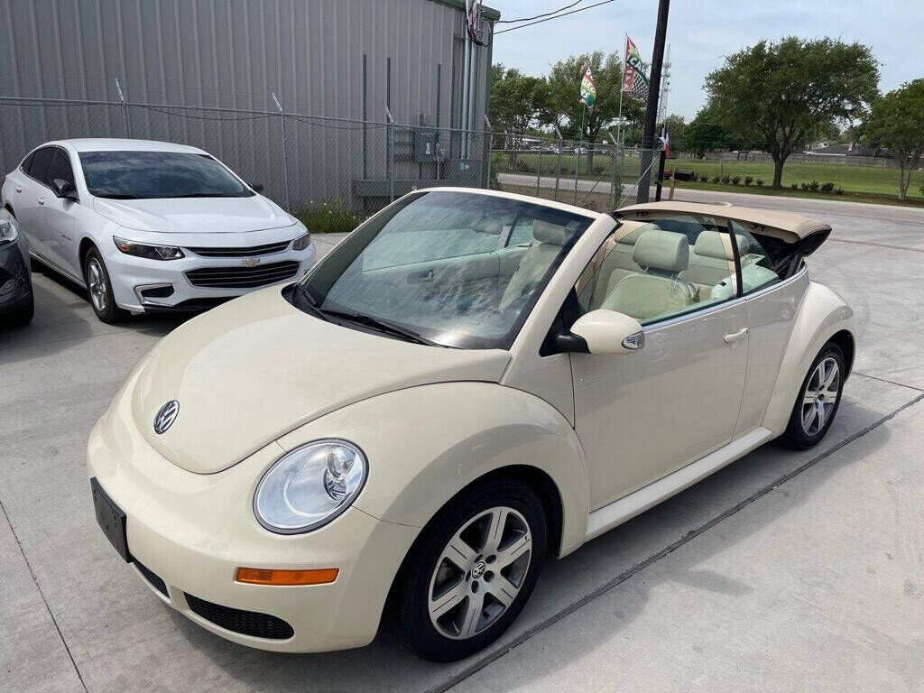 2006 VOLKSWAGEN Beetle