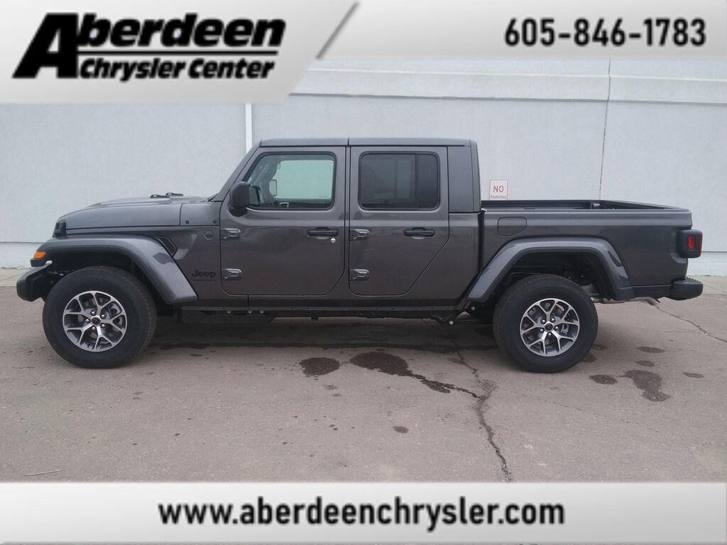 2026 JEEP Gladiator