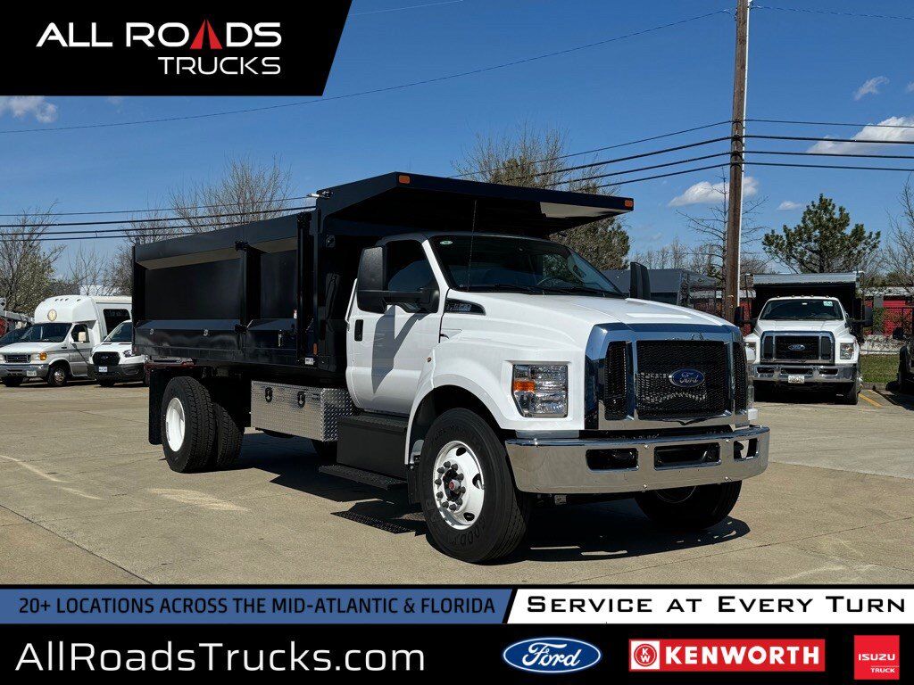 2025 FORD F-650