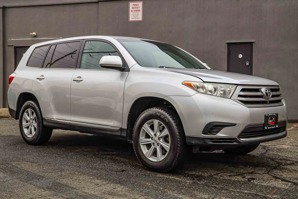 2013 TOYOTA Highlander
