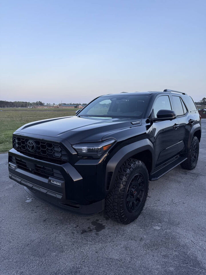 2025 TOYOTA 4Runner