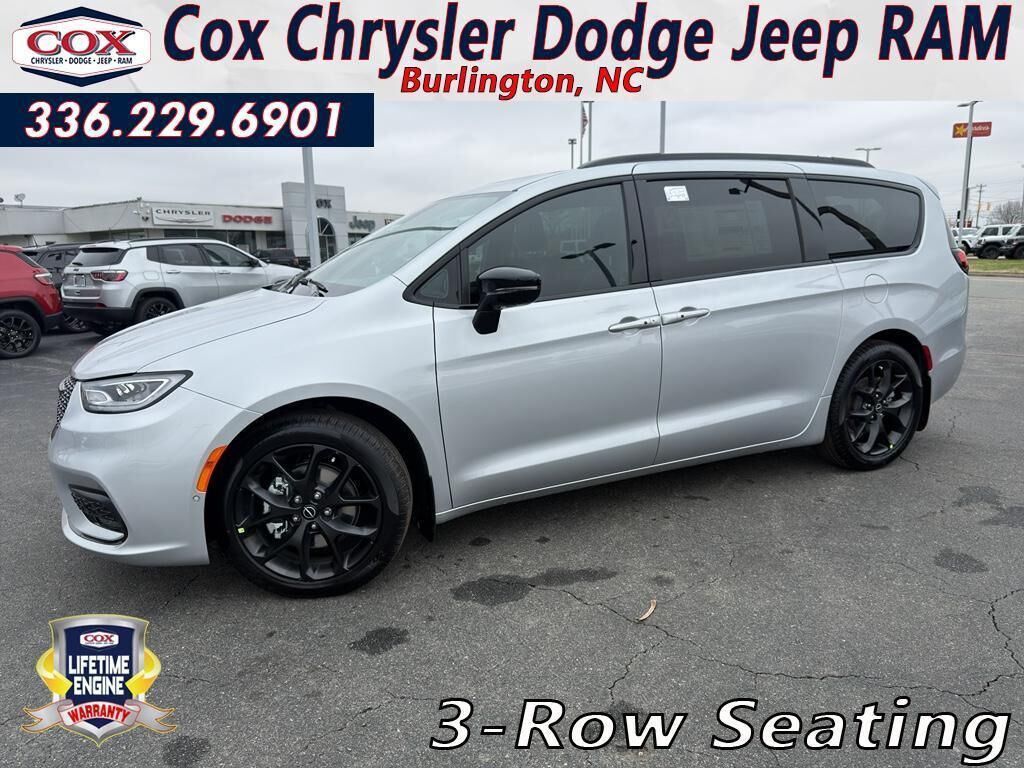 2026 CHRYSLER Pacifica
