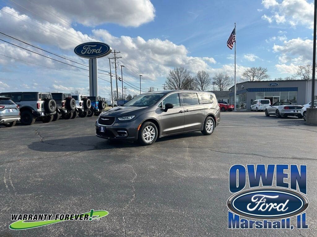 2023 CHRYSLER Pacifica