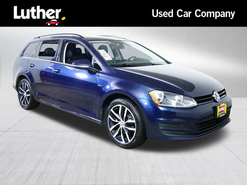 2016 VOLKSWAGEN Golf SportWagen