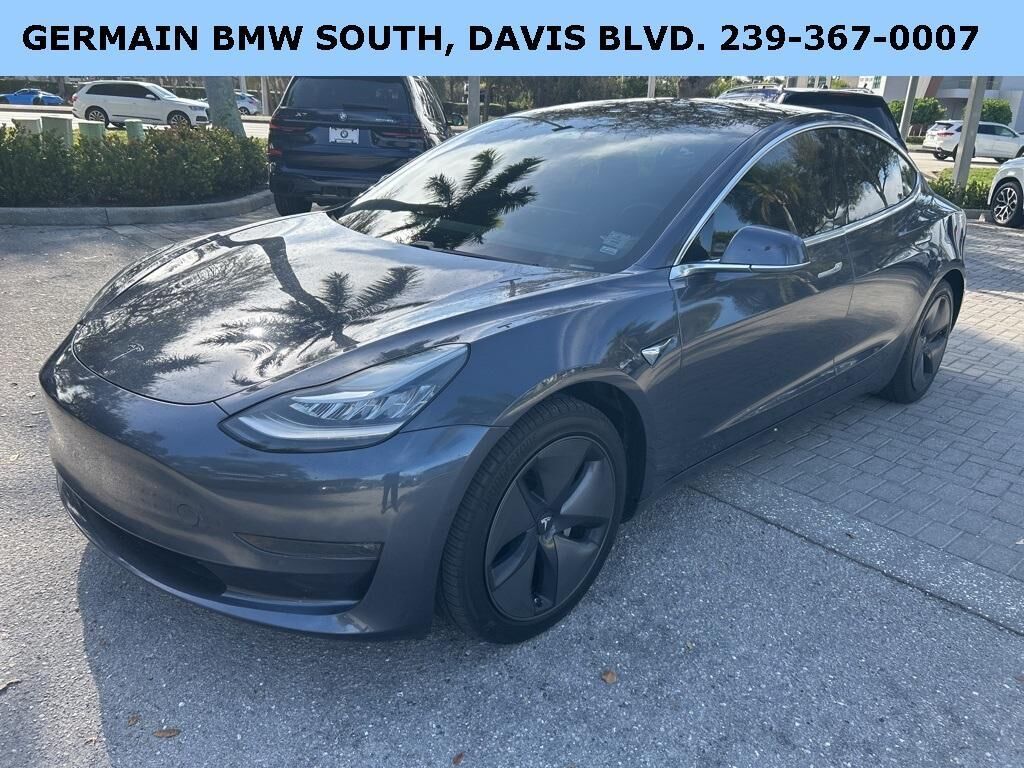 2020 TESLA Model 3