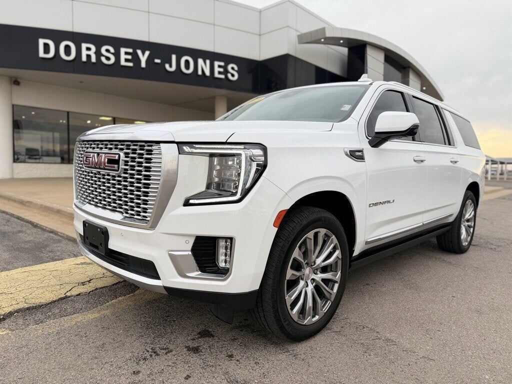 2023 GMC Yukon XL