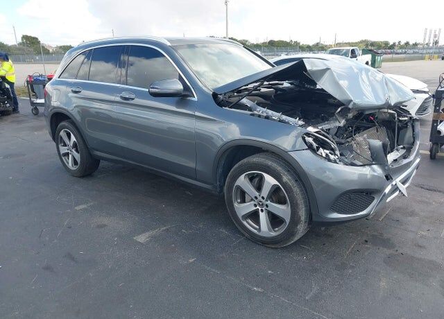 2019 MERCEDES-BENZ GLC-Class
