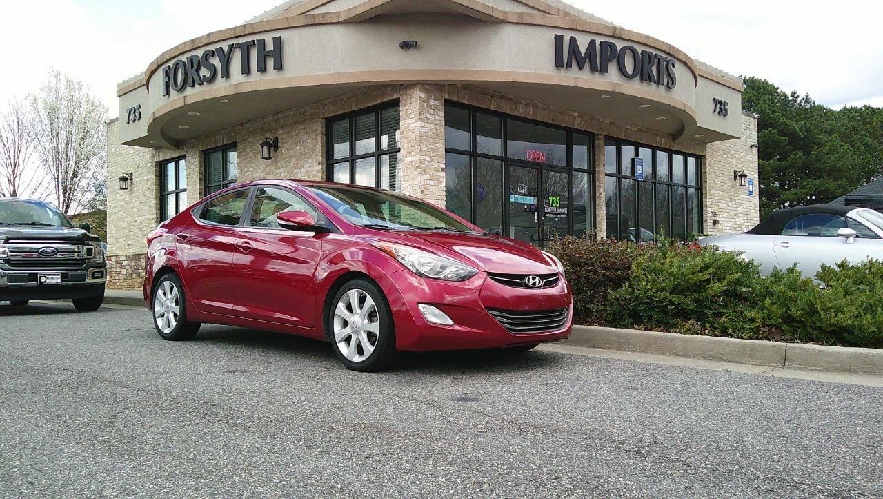 2013 HYUNDAI Elantra