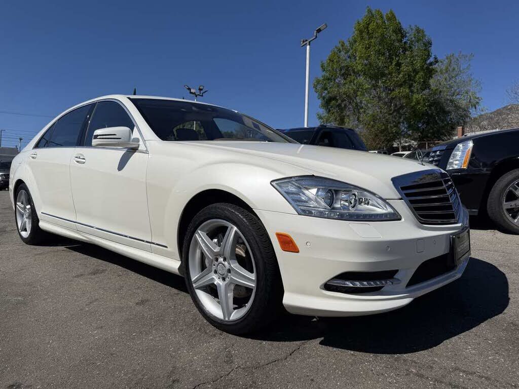 2011 MERCEDES-BENZ S-Class