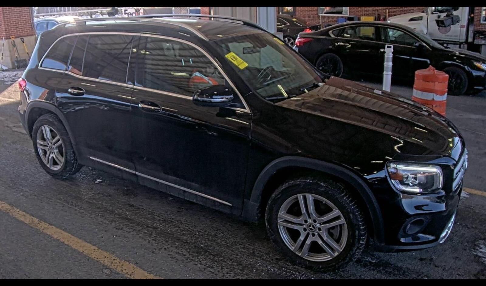 2023 MERCEDES-BENZ GLB-Class