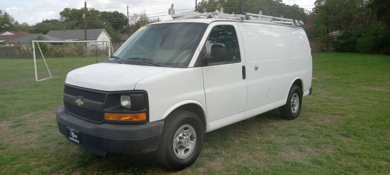 2013 CHEVROLET Express