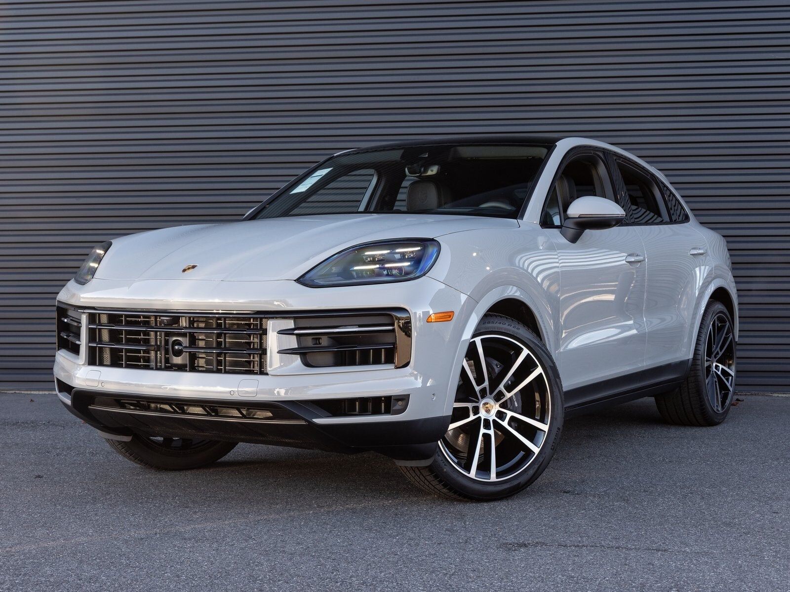 2026 PORSCHE Cayenne