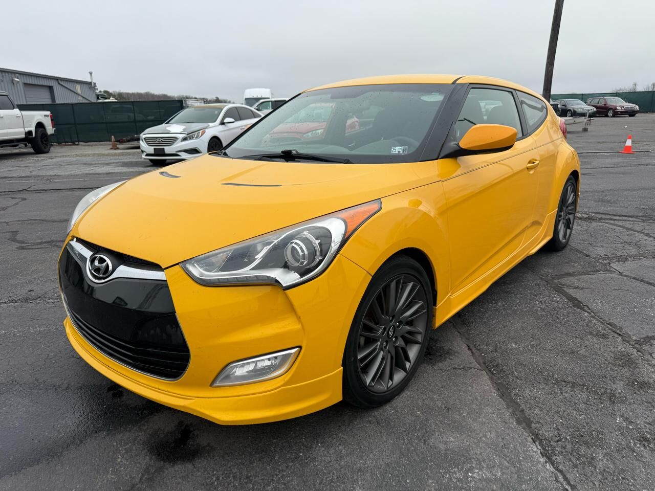 2013 HYUNDAI Veloster