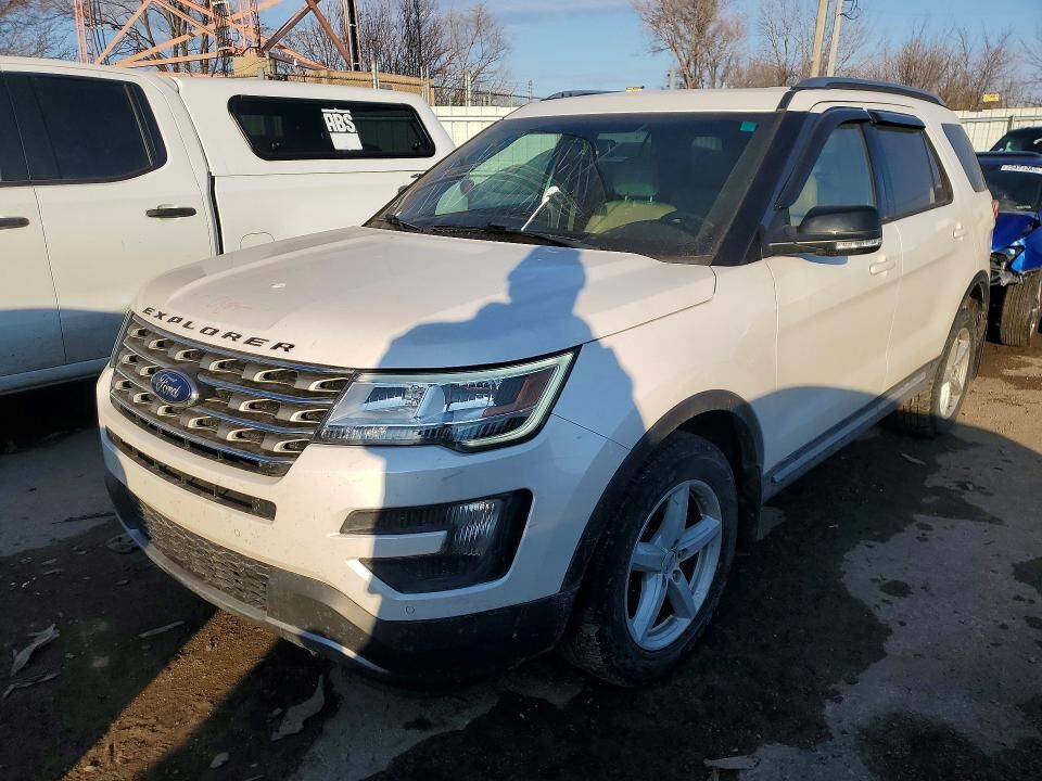 2016 FORD Explorer