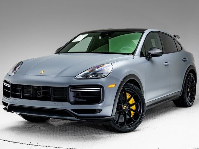 2022 PORSCHE Cayenne