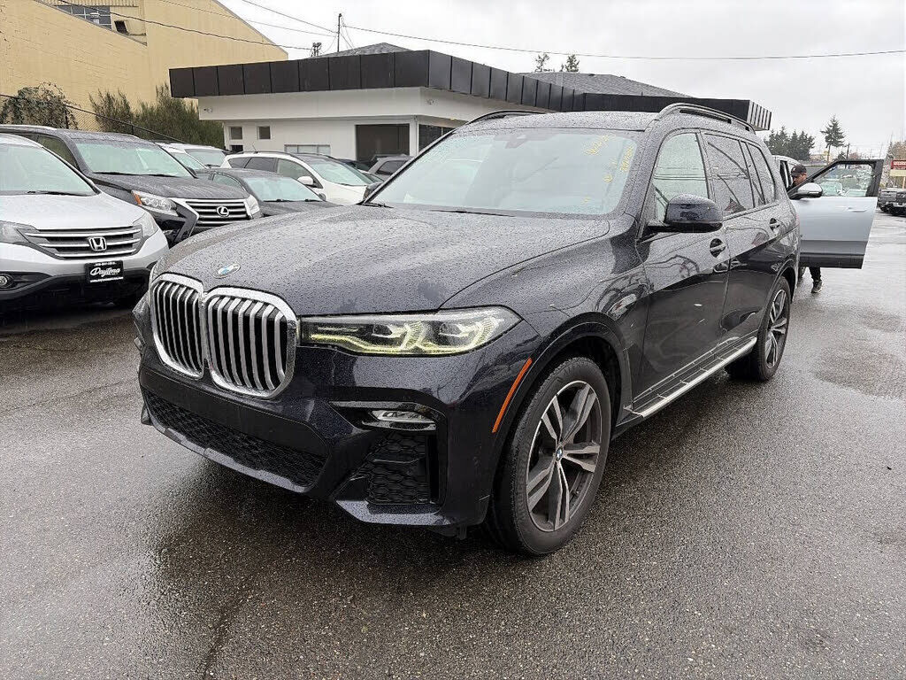 2022 BMW X7