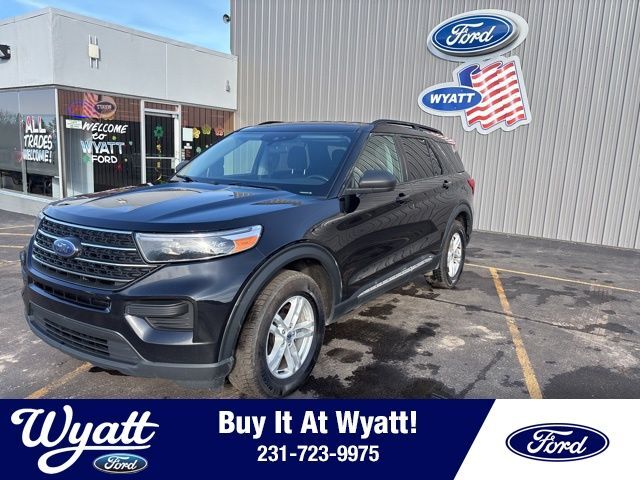 2022 FORD Explorer